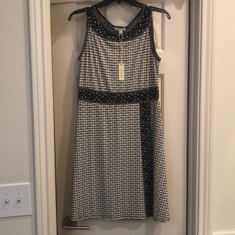 ❗️NWT❗️Max Studio Dress